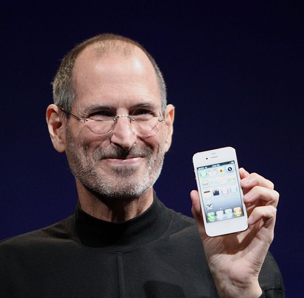 Steve Jobs with white iPhone 4